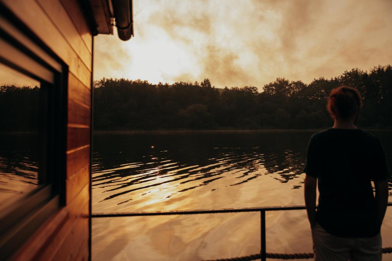 Aquachill Houseboat & Wellness Ξενοδοχείο Liptovský Trnovec Εξωτερικό φωτογραφία