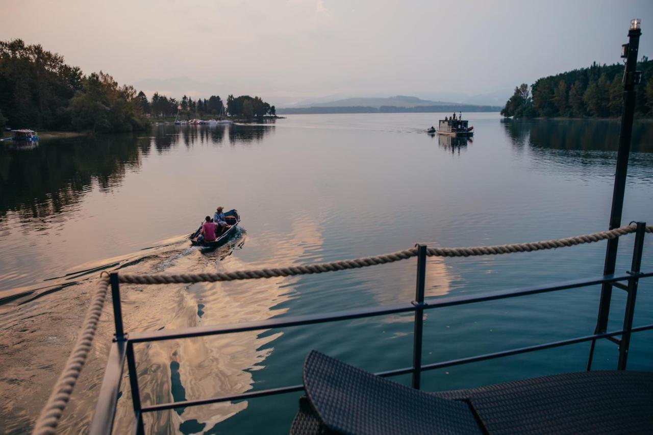 Aquachill Houseboat & Wellness Ξενοδοχείο Liptovský Trnovec Εξωτερικό φωτογραφία
